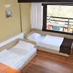 Kamp alanı Camp *