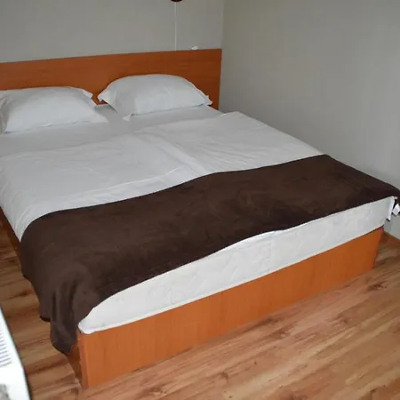 Camp Kamp alanı *