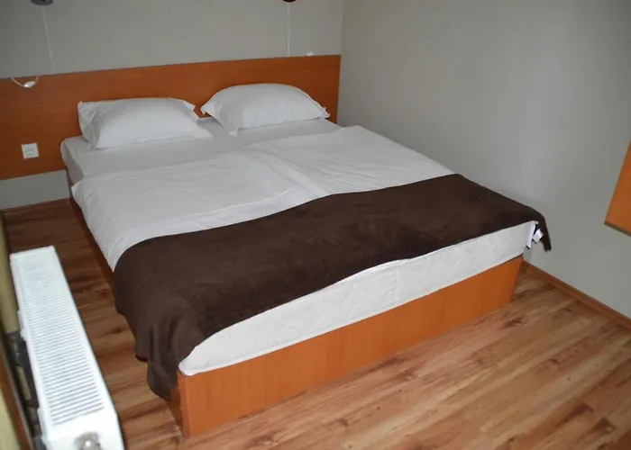 Plivsko Jezero Kemp *